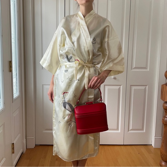 Vintage Light Salmon Pink Robe with Embroidered Crane & Chinese Characters - Picture 9 of 11